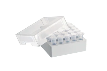 艾本德儲存盒 5 × 5, 可放置 25  個試管，5  mL，4  件，高 64  mm，2.5  英寸，聚丙烯材料，可耐受最低 -86  °C，可高溫高壓滅菌，帶蓋子并具有數(shù)字字母標識